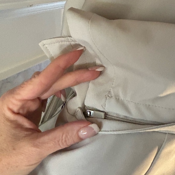 Khaki Women’s Rain Coat - like new! - Picture 6 of 11